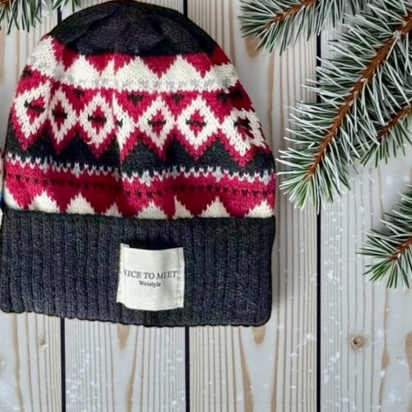 Unisex Nordic Pattern Knit Beanie Hat