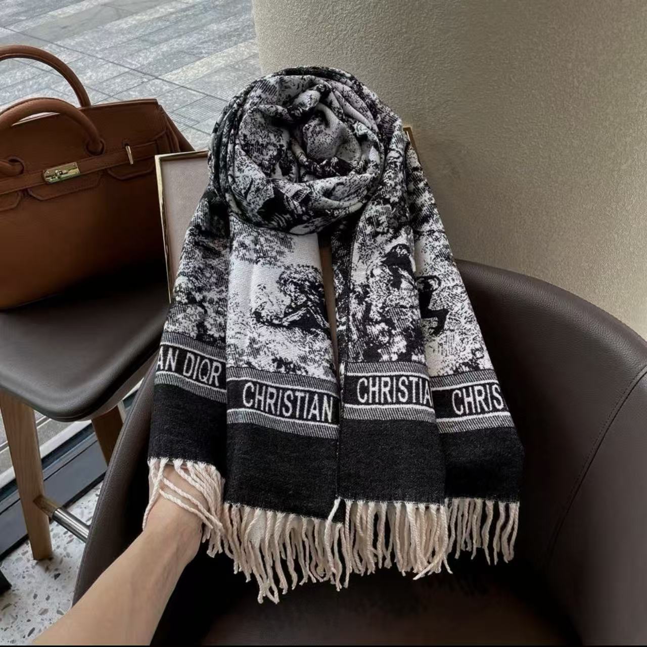 Elegant Black & White Printed Scarf with Fringe