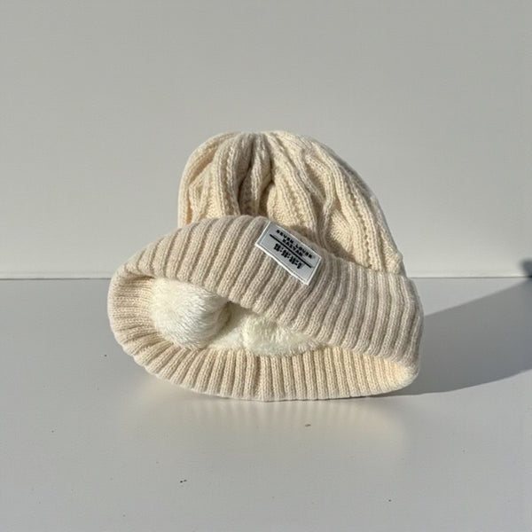 Unisex Fleece-Lined Cable-Knit Beanie