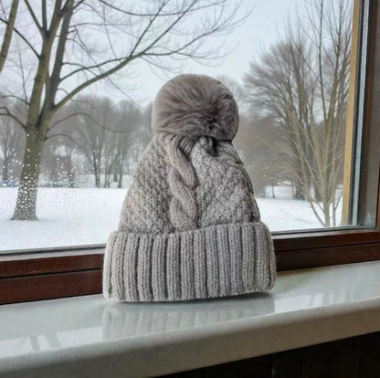 Fleece-lined Cable Knitt Hat