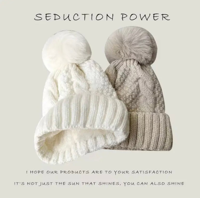 Fleece-lined Cable Knitt Hat